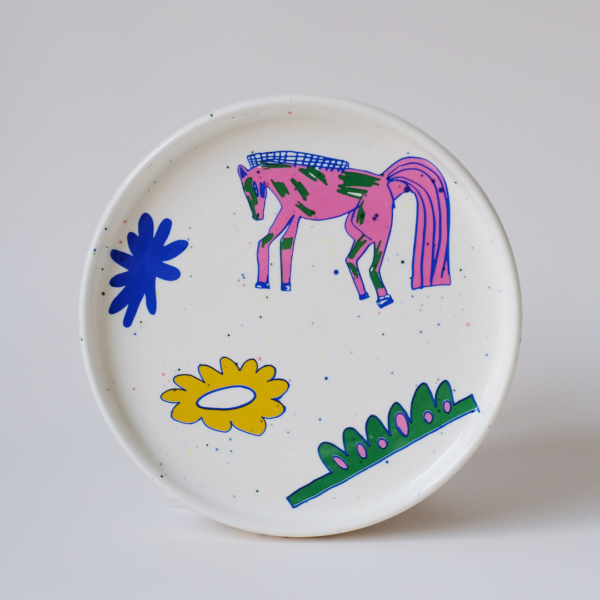 Pink horse plate, 20 cm