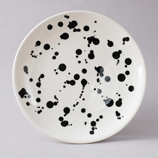 Dalmatian plate with wavy edge, 26 cm