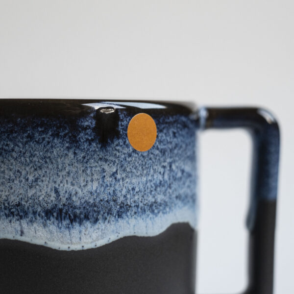 Blueberry mug, 350 ml — quirky glaze