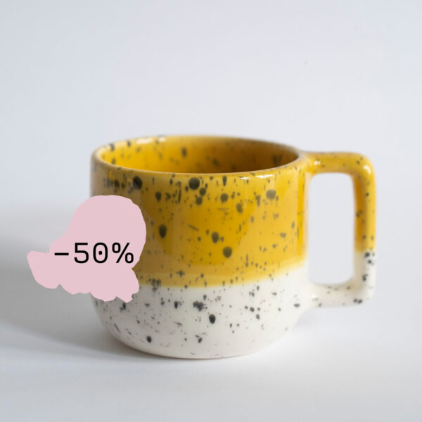 Mustard mug, 350 ml — tiny cracks and chips